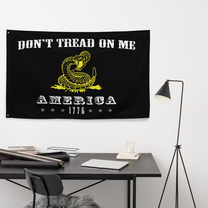 DON'T TREAD ON ME WALL FLAG