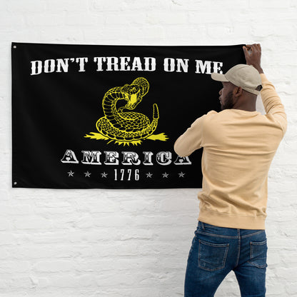 DON'T TREAD ON ME WALL FLAG